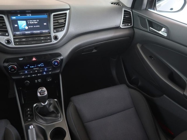 Hyundai Tucson  1.7 CRDi 