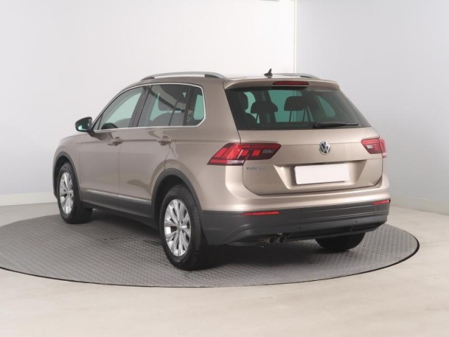 Volkswagen Tiguan  1.5 TSI 