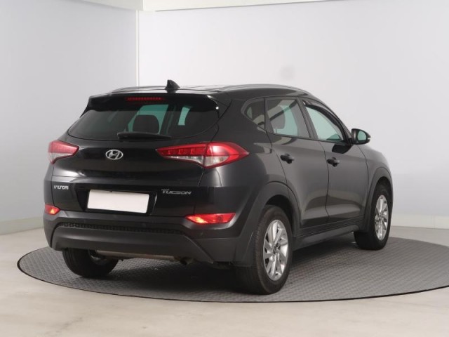 Hyundai Tucson  1.7 CRDi 