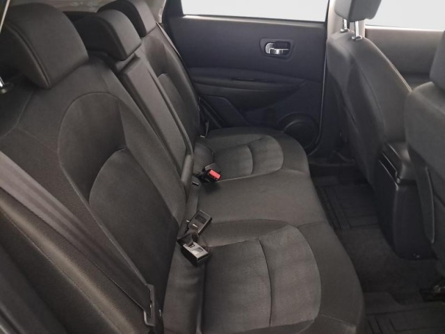 Nissan Qashqai  2.0 
