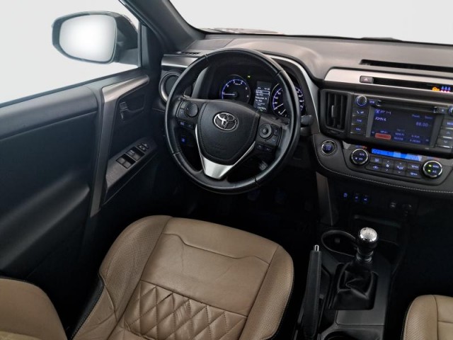 Toyota RAV 4  2.0 D-4D 