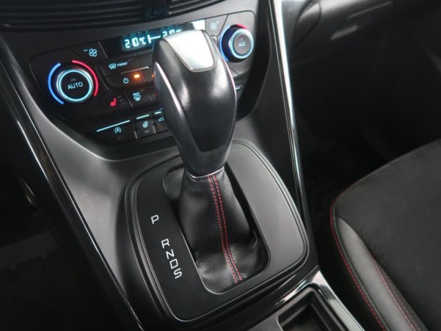 Ford Kuga  1.5 EcoBoost ST-Line