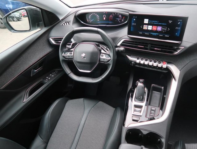 Peugeot 3008  1.2 PureTech 