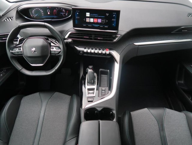 Peugeot 3008  1.2 PureTech 