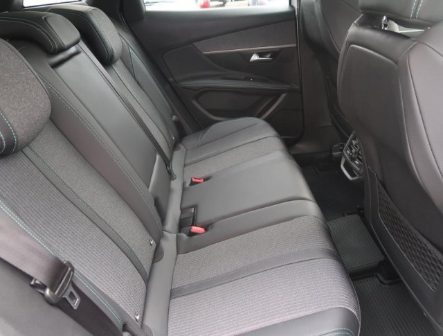 Peugeot 3008  1.2 PureTech 