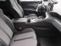 Peugeot 3008  1.2 PureTech 