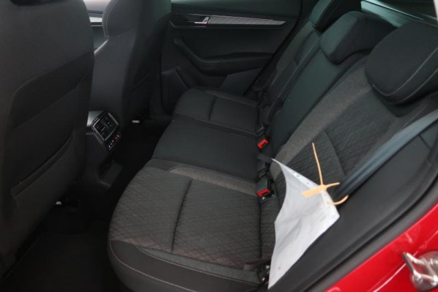 Škoda Karoq  1.5 TSI 