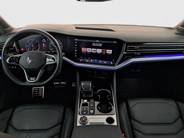 Volkswagen Touareg  3.0 TDI R-Line