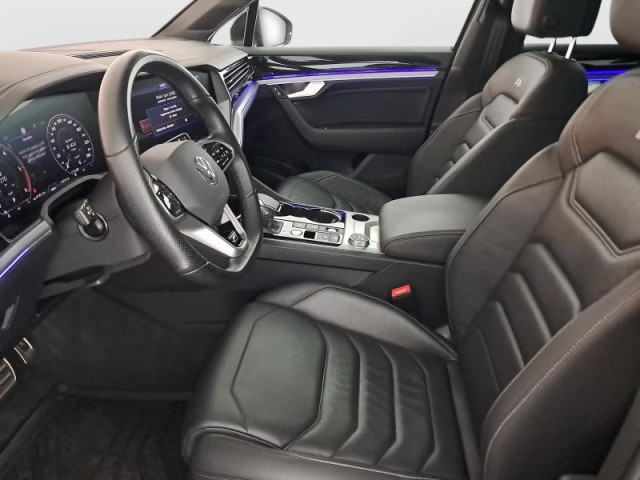 Volkswagen Touareg  3.0 TDI R-Line