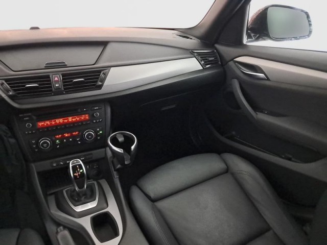 BMW X1  sDrive20i 