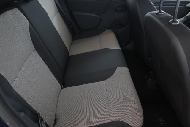 Dacia Duster  1.6 16V 