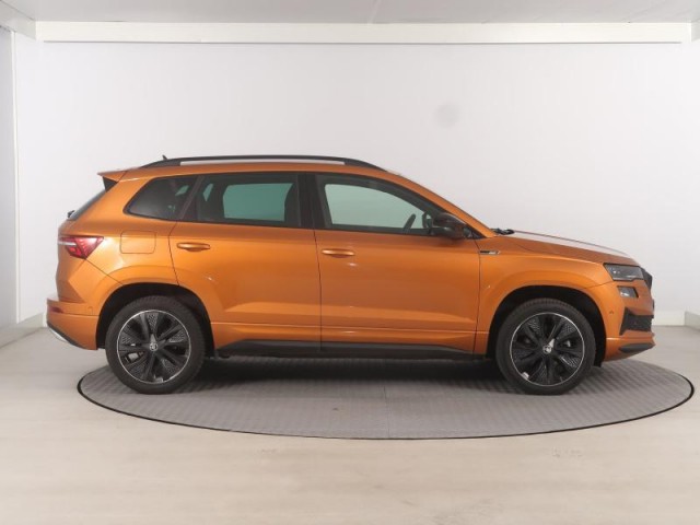 Škoda Karoq  1.5 TSI Sportline