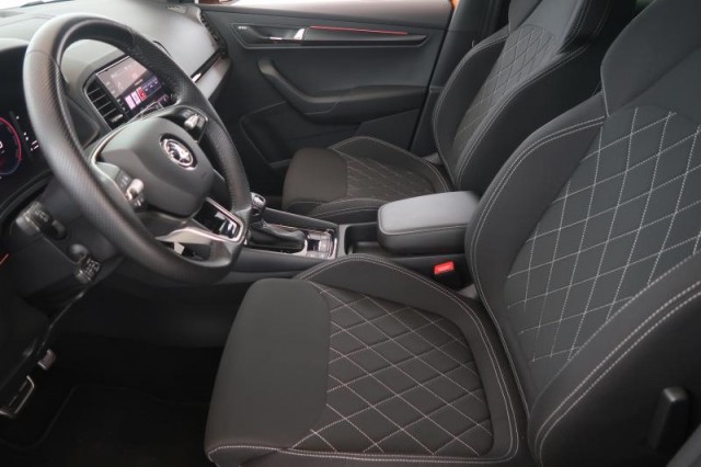 Škoda Karoq  1.5 TSI Sportline