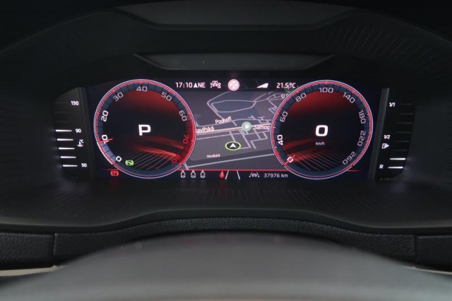 Škoda Karoq  1.5 TSI Sportline