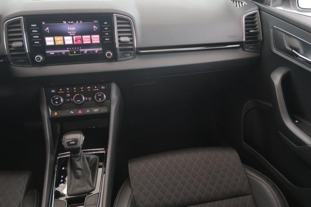 Škoda Karoq  1.5 TSI 