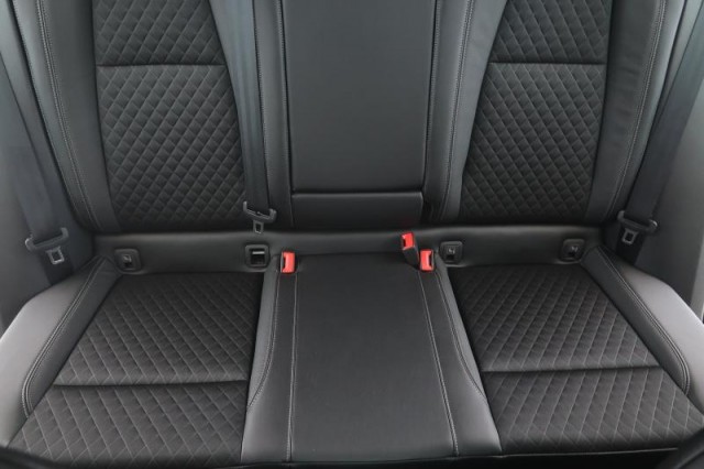 Škoda Karoq  1.5 TSI 