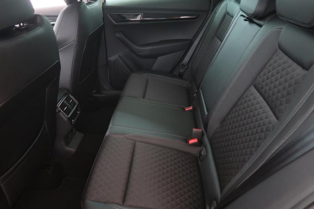 Škoda Karoq  1.5 TSI 