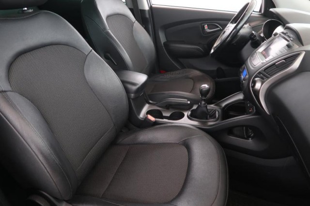 Hyundai ix35  2.0 CRDi 