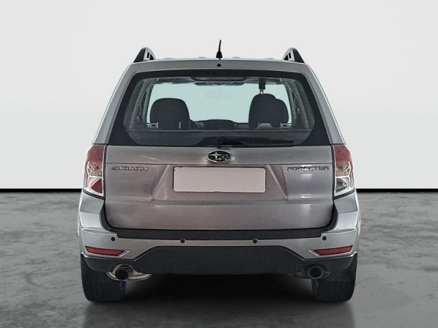Subaru Forester  2.5 