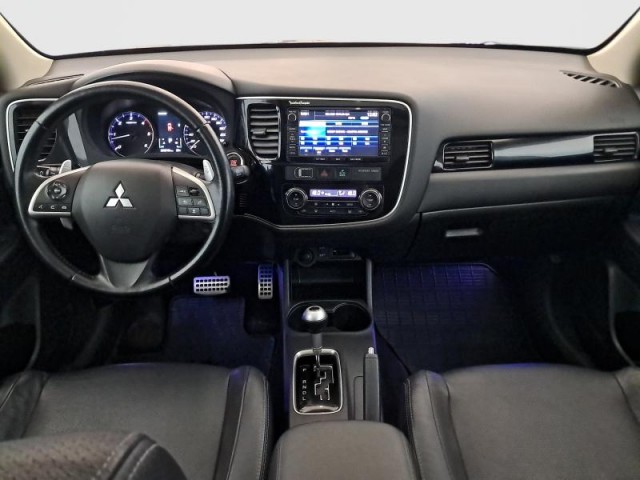 Mitsubishi Outlander  2.2 DI-D 