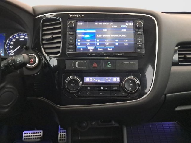 Mitsubishi Outlander  2.2 DI-D 