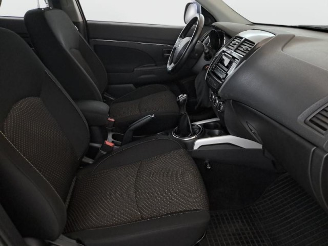 Mitsubishi ASX  1.6 MIVEC 