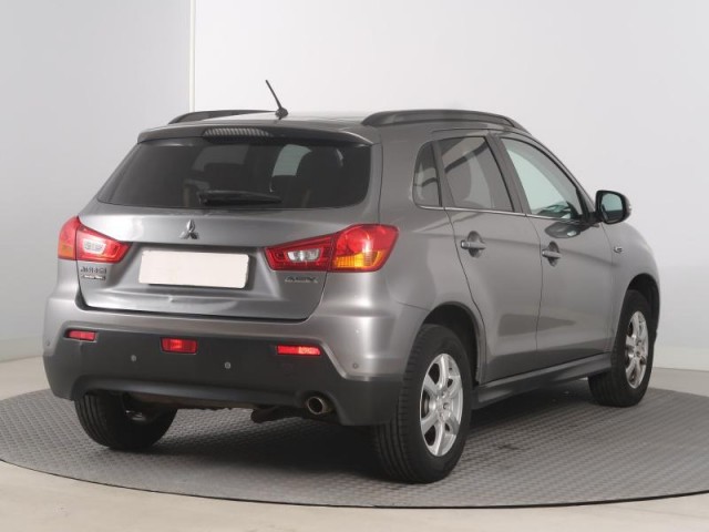 Mitsubishi ASX  1.8 DI-D MIVEC 