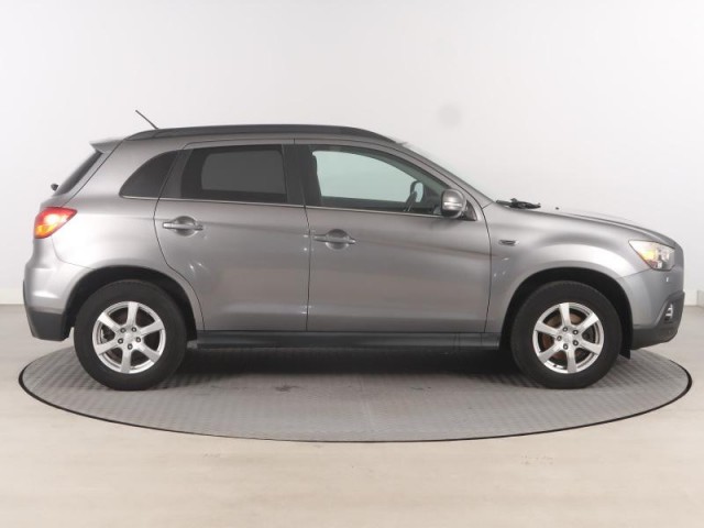 Mitsubishi ASX  1.8 DI-D MIVEC 