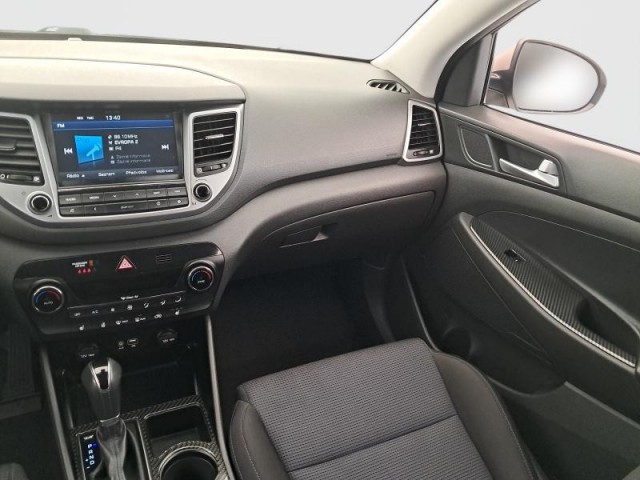Hyundai Tucson  2.0 CRDi 
