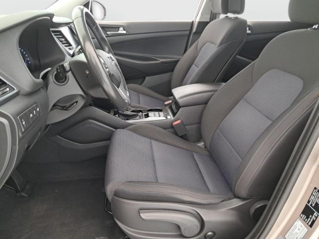 Hyundai Tucson  2.0 CRDi 