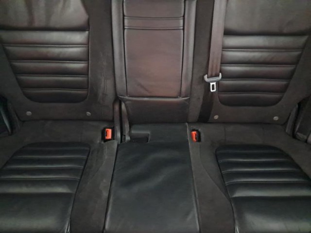 Volkswagen Touareg  3.0 TDI R-Line