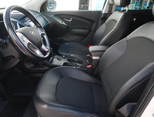 Hyundai ix35  2.0 CRDi 