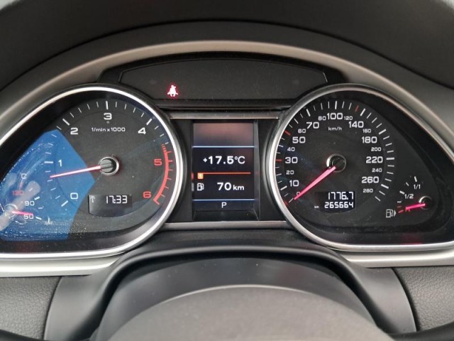 Audi Q7  3.0 TDI 