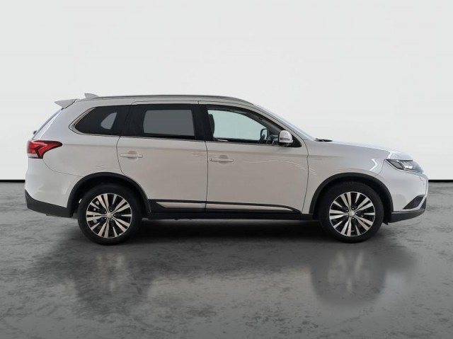 Mitsubishi Outlander  2.0 