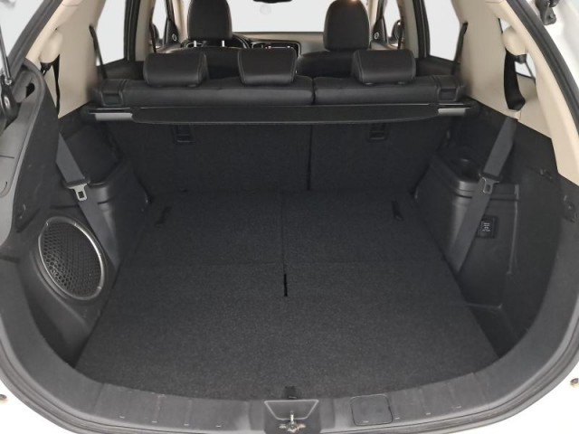 Mitsubishi Outlander  2.0 