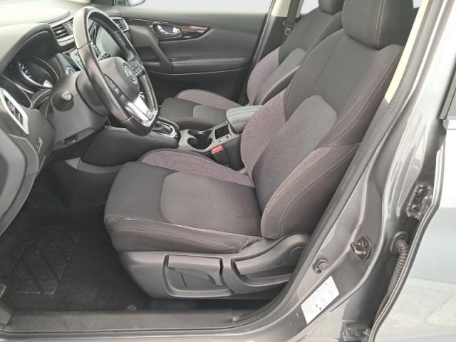 Nissan Qashqai  1.3 DIG-T 