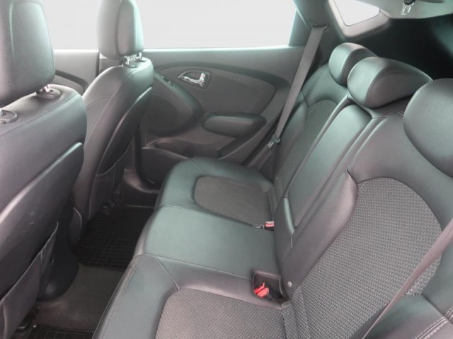 Hyundai ix35  2.0 CRDi 