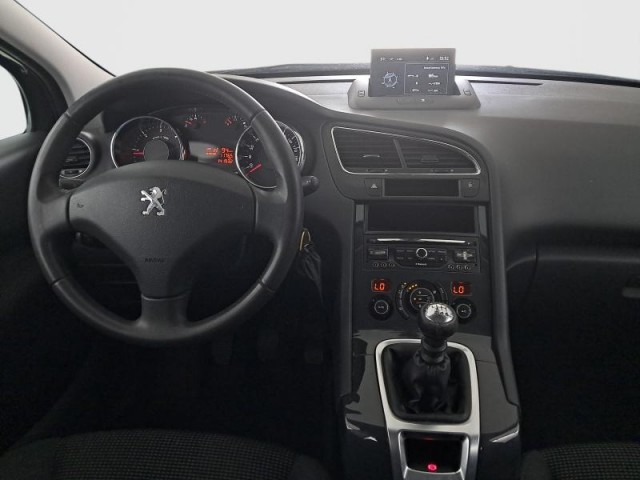Peugeot 5008  1.6 HDi 