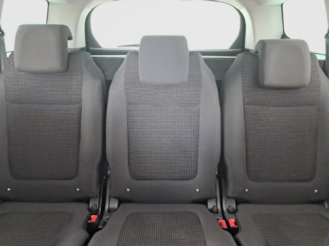 Peugeot 5008  1.6 HDi 