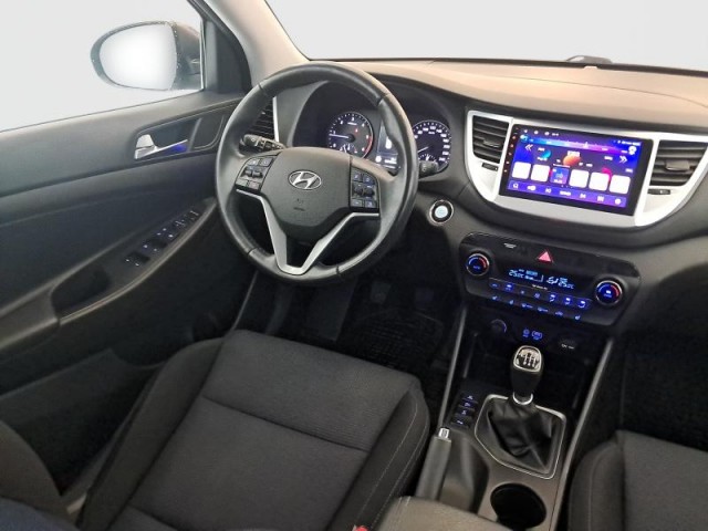 Hyundai Tucson  2.0 CRDi 