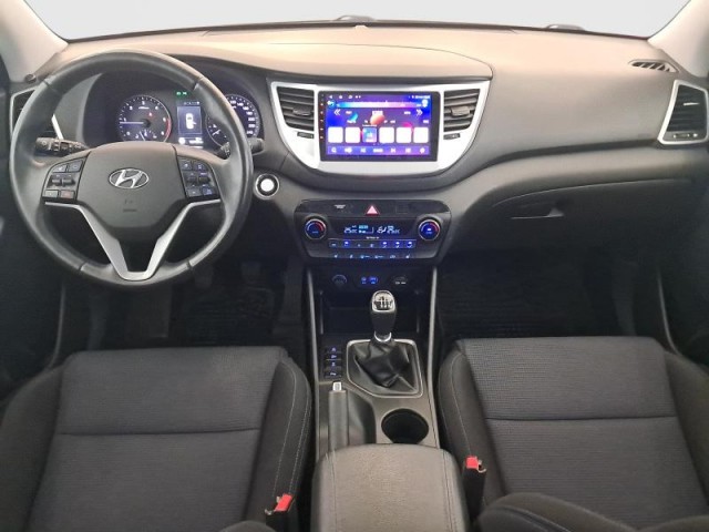 Hyundai Tucson  2.0 CRDi 