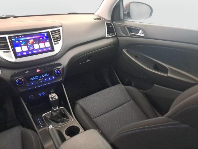 Hyundai Tucson  2.0 CRDi 