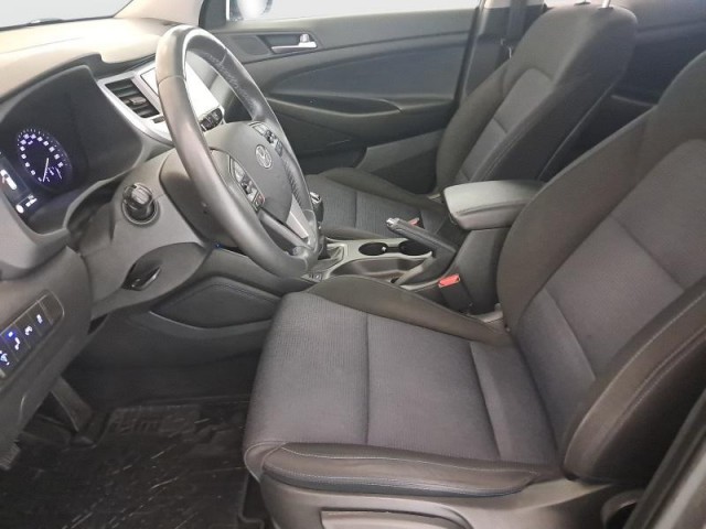 Hyundai Tucson  2.0 CRDi 