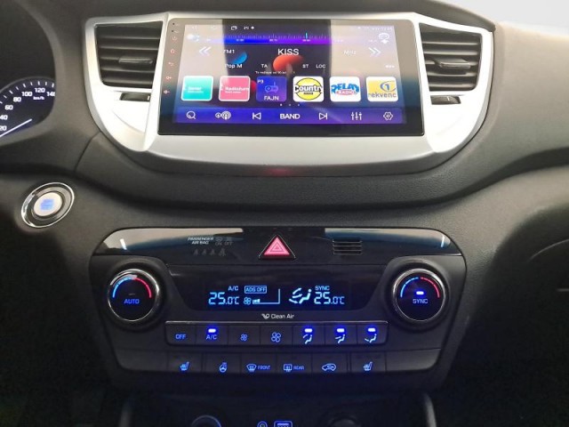 Hyundai Tucson  2.0 CRDi 