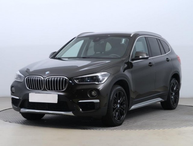 BMW X1  sDrive20i 