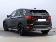 BMW X1  sDrive20i 