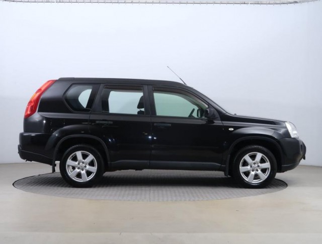 Nissan X-Trail  2.0 dCi 