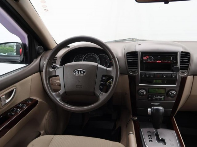 Kia Sorento  2.5 CRDi 