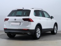 Volkswagen Tiguan  2.0 TSI Highline