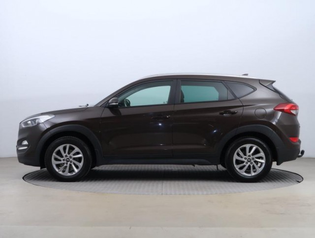 Hyundai Tucson  1.7 CRDi Trikolor